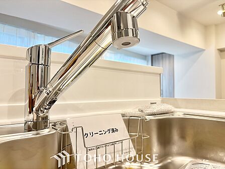 【Kitchen】キッチンは家族の絆を育む大切な空間。シンプルで使い易いSystemKitchenで愉しく作る料理は愛情のある美味しいご馳走に。