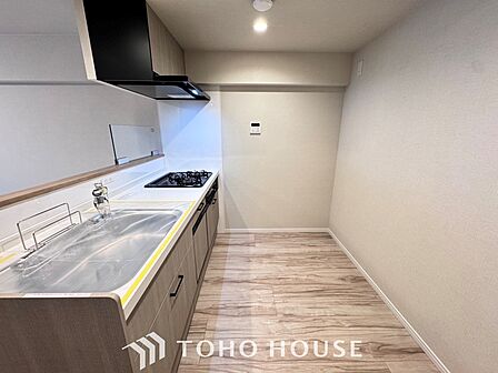 【Kitchen】光り眩い羨望のリビングへ。一歩一歩を踏みしめて家族の集う幸せの場所へ。すべてがクライマックスのマイベストホーム。