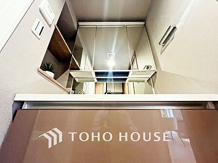 【WASHROOM】◆快適◆煌びやかな暮らしの中にも忘れたくない快適さ。大きな収納が助けてくれます。