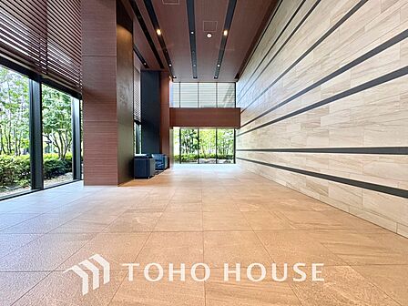 【ENTRANCE】◆安心◆して歩ける。安心して家族の帰りを待てる。そんな安心を感じさせる住環境。