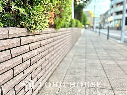 【APPEARANCE】◆安らぎ◆整然と整備された街に風が吹き、木々が揺れる。絵にかいたような心安らぐ環境です。