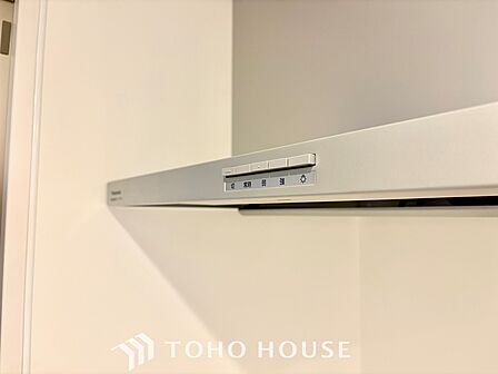 【Kitchen】キッチンは家族の絆を育む大切な空間。シンプルで使い易いSystemKitchenで愉しく作る料理は愛情のある美味しいご馳走に。