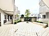 外観：【ロビー】ゆとりあるロビー空間。帰宅した瞬間にほっとできる落ち着いた雰囲気が広がります。