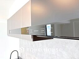 【KITCHEN】◆開放的◆後片付けが楽なシステムキッチン。収納スペースの充実！