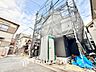 洗面：【Wash basin】十分な大きさの洗面台は収納もさる事ながら、身だしなみチェックや歯磨きなど、朝の慌ただしい時間でもホテルライクなスペースで余裕とゆとりを感じて頂けます。