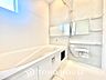 浴室：【BATHROOM】◆プライベートな空間◆simpleだからrelaxできるんです。こころもからだもキレイさっぱり。