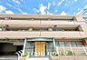 外観：暮らしの舞台となるマンション。建物だけでなく、周辺の街並みも含めてご覧いただきたい住まいです。