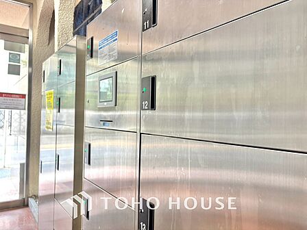 【Delivery box】◆宅配BOX◆ご不在時でも、時間指定や再配達依頼なしでお荷物を受け取ることができます。