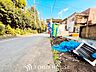 周辺：ほんの少しのこだわり。ちょっとした色使いがその家がもつ雰囲気、趣（おもむき）を携え、暮らす家族や訪ねてくる友人・知人に新鮮な香りを運んできます。