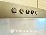 その他：【KITCHEN】◆開放的◆後片付けが楽なシステムキッチン。収納スペースの充実！