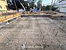 外観：◆道路からの見通しも良い整形地◆道路からの出入りがしやすく、隣地との間隔も把握しやすい良好な敷地状況。陽当たりや風通りを考慮した設計で、ご家族のこだわりを込めた住まいづくりが叶います。