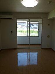 ハイレーク　コスモα 101 1階ワンルームのリビング/ダイニング