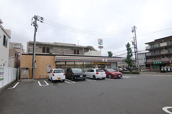 画像23:セブン−イレブン　名古屋五才美町店