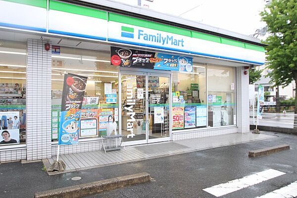 画像6:ファミリーマート　平田小学校前店