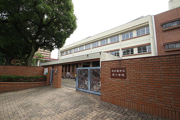 画像2:名古屋市立栄小学校