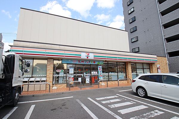 画像13:セブン−イレブン　名古屋太閤通4丁目店