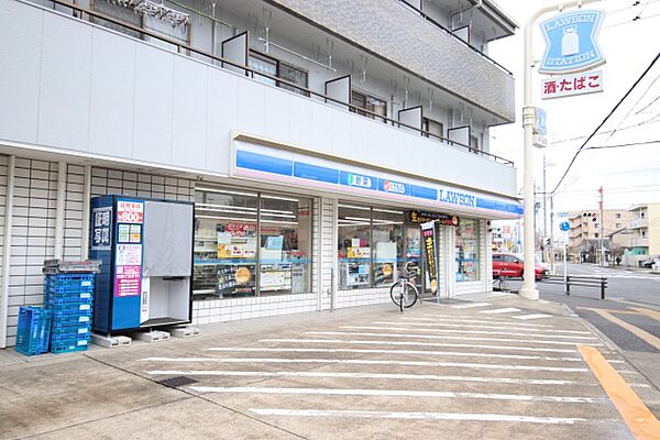 画像23:ローソン　ＪＲ八田駅前店