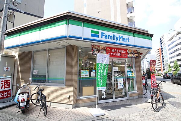 画像24:ファミリーマート　名古屋新栄二丁目店