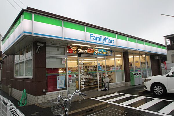 画像23:ファミリーマート　名古屋平中町店