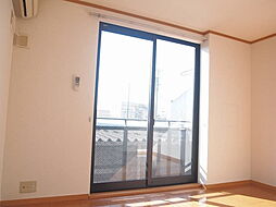 カーサフィオーレ 201 2階1LDKのリビング/ダイニング