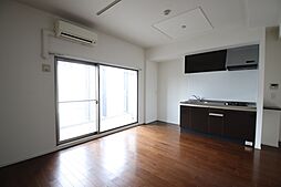 La Facade（ラ・ファサード） 401 4階1LDKのリビング/ダイニング