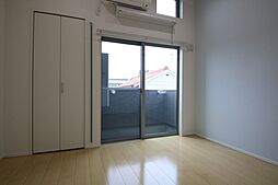 有縁(ウーエン) 201 2階ワンルームのリビング/ダイニング