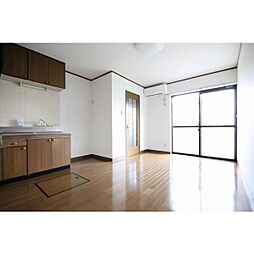 Casa Flora 102 1階2LDKのリビング/ダイニング