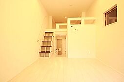 カーサルーチェ黄金 203 2階1Kのリビング/ダイニング