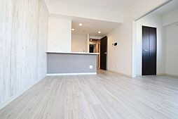 GRANDUKE代官町reverso 703 7階1LDKのリビング/ダイニング