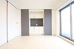 リブリ・自由ヶ丘コート 305 3階1Kのリビング/ダイニング