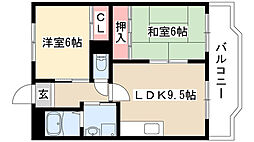 イーストパレス 1階