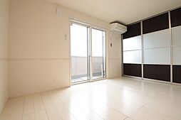 ファミールシミズ　Ｒ 302 3階2LDKのリビング/ダイニング