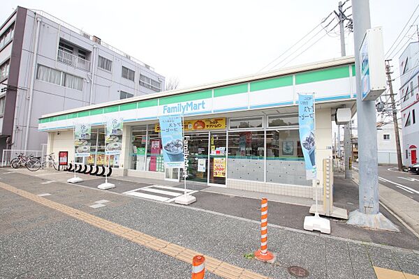 画像16:ファミリーマート　名古屋浅間町店