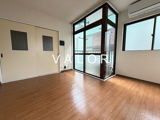 寝室