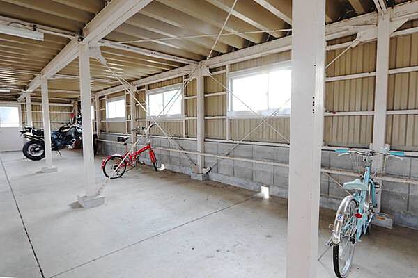 apartment 秋田県大仙市戸地谷字天ヶ沢185-5
戸地谷の賃貸情報を見る
物件地図