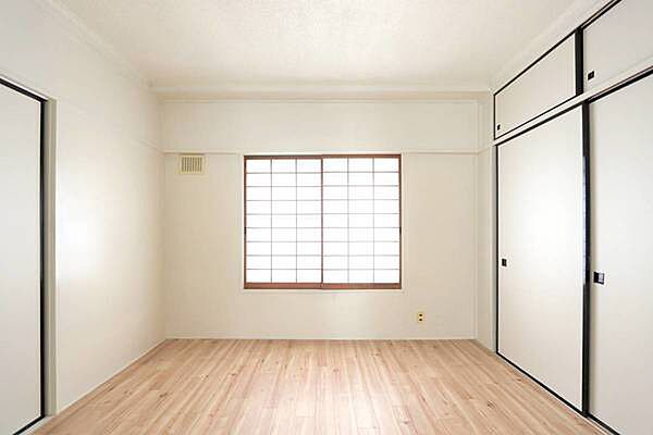 apartment 福島県いわき市常磐上湯長谷町湯台堂135-5
地図を見る