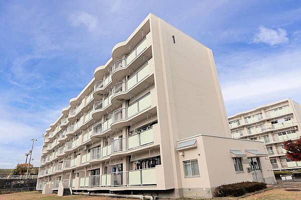 apartment 岩手県一関市花泉町花泉字伊勢沢14-4
花泉町花泉の賃貸情報を見る
物件地図