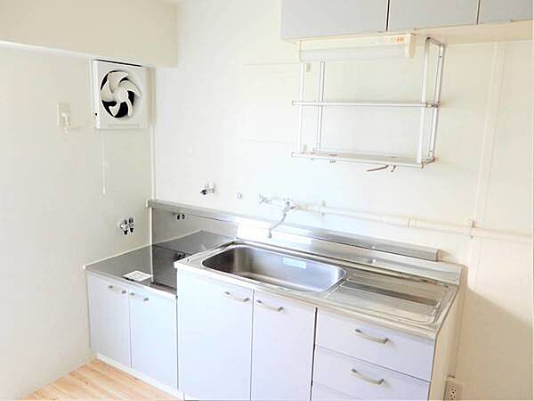 apartment 秋田県潟上市飯田川飯塚字中谷地14-2
飯田川飯塚の賃貸情報を見る
物件地図