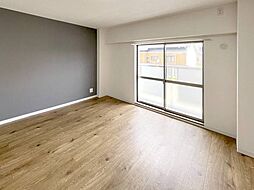 ビレッジハウス治明2号棟 0105