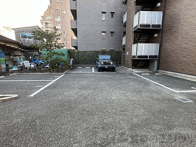 21 / 35