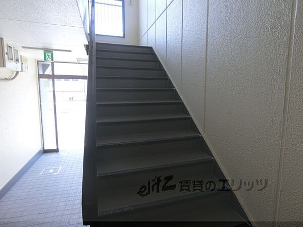 画像9:階段