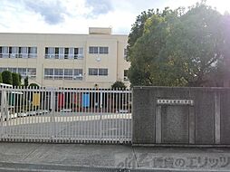 茨木市立穂積小学校 徒歩119分。 9460m