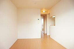 JR高崎線 岡部駅 徒歩5分の賃貸アパート 2階1LDKのリビング/ダイニング