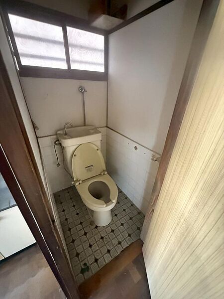 トイレを拡大表示