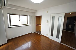 FUN FACTORY 3階1DKのリビング/ダイニング