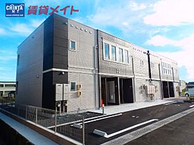 インペリアルコート 105 ｜ 三重県三重郡川越町大字亀須新田（賃貸アパート1LDK・1階・46.51㎡） その1