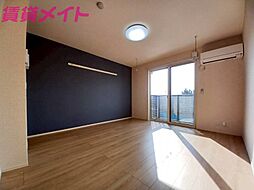 パプリカ 2階1Kのリビング/ダイニング