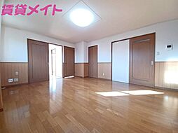 セピアガーデン山城 1階2LDKのリビング/ダイニング