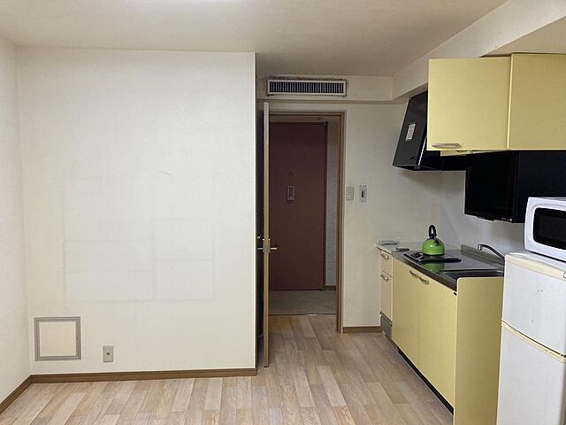 洋室 セントラル瀬戸内 2階/-