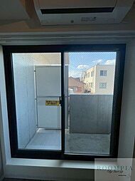 LOTUS TOGOSHIGINZA 203 2階ワンルームの室内